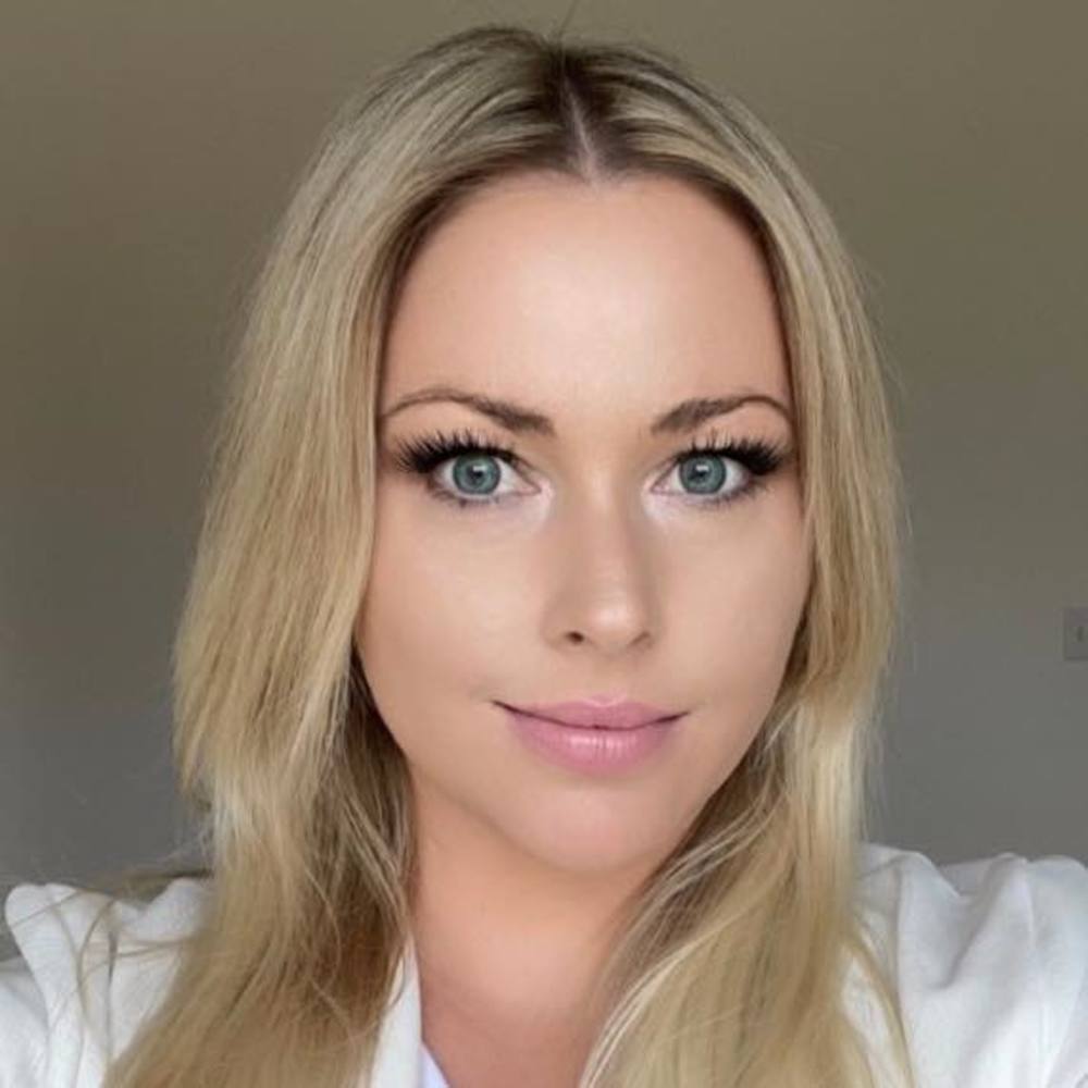 Meet your Posher, Ellie